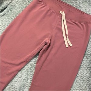 FIGS Limited Edition Mauve Livingston scrub bottom